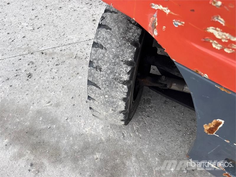 Toyota 7FBMF45 4500 kg Electric Forklift (Inoperable) Carrelli elevatori elettrici