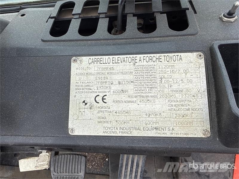 Toyota 7FBMF45 4500 kg Electric Forklift (Inoperable) Carrelli elevatori elettrici