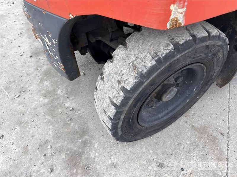 Toyota 7FBMF45 4500 kg Electric Forklift (Inoperable) Carrelli elevatori elettrici