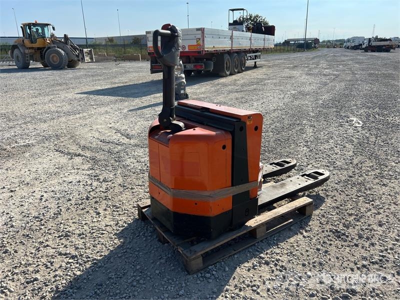 Toyota 7PM20 2000 kg Electric Pallet Jack Ручные гидравлические тележки