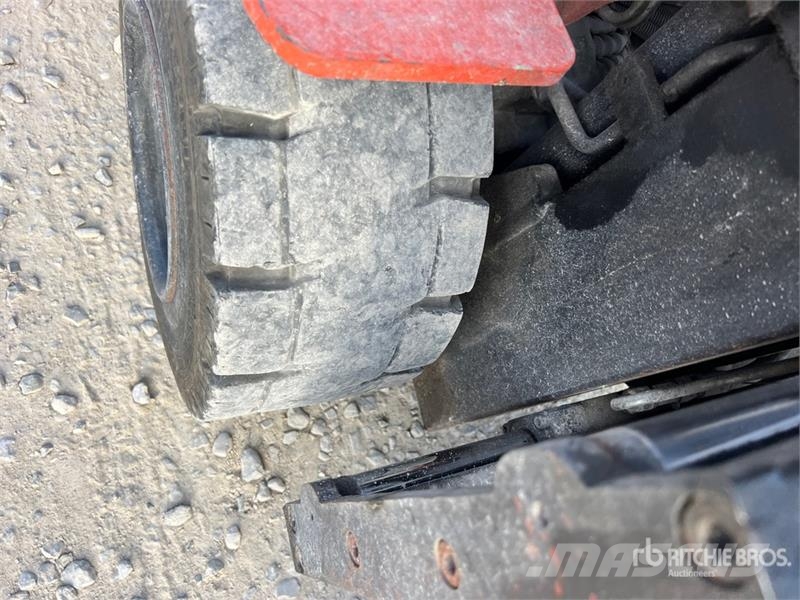 Toyota 8-FBMT-20 2000 kg Electric Forklift Carrelli elevatori elettrici