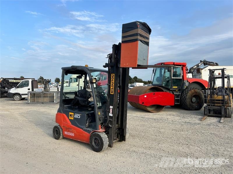 Toyota 8-FBMT-20 2000 kg Electric Forklift Carrelli elevatori elettrici