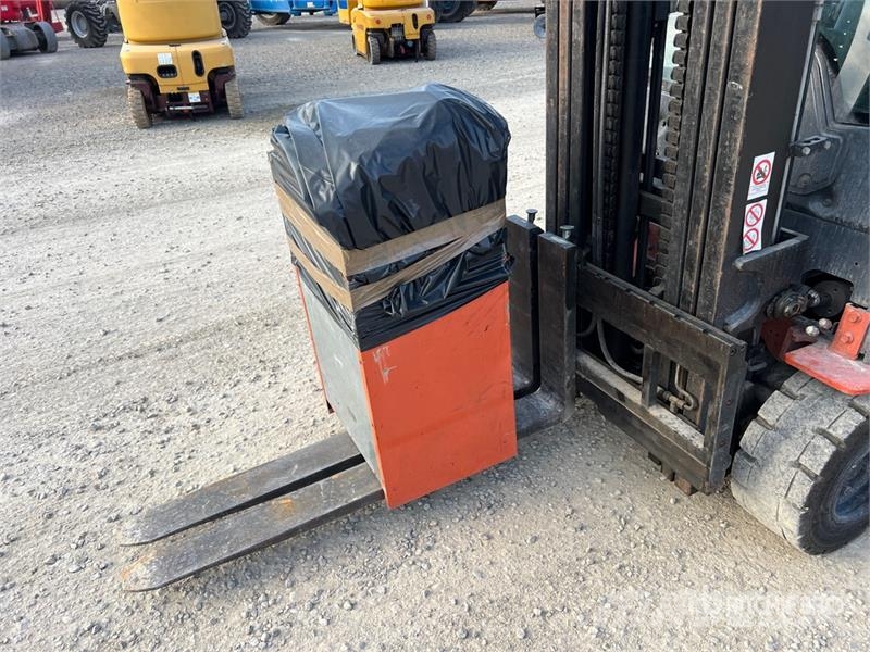 Toyota 8-FBMT-20 2000 kg Electric Forklift Carrelli elevatori elettrici