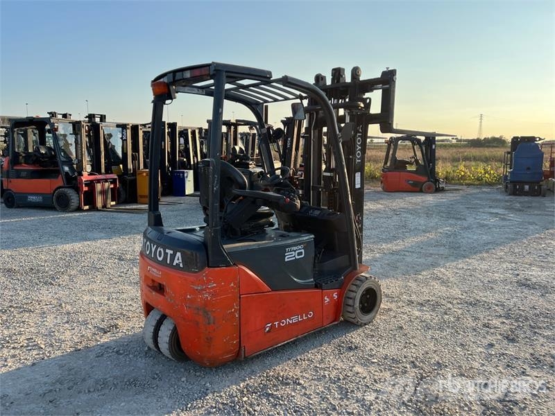 Toyota 8FBE20T 1500 kg Electric Forklift Elmotviktstruckar
