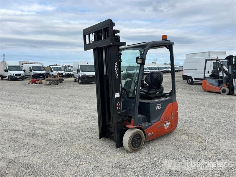Toyota 8FBET15 1500 kg Electric Forklift Električni viličarji