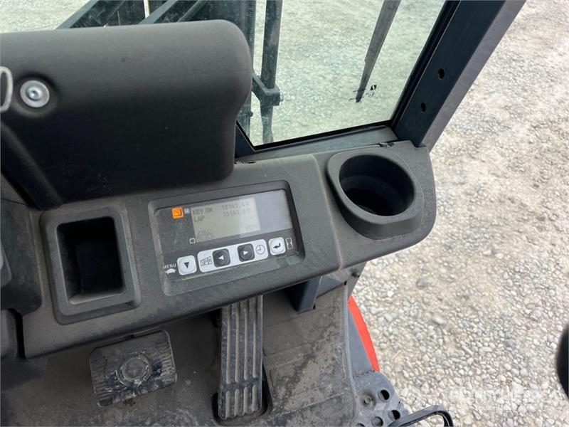 Toyota 8FBET15 1500 kg Electric Forklift Električni viličarji