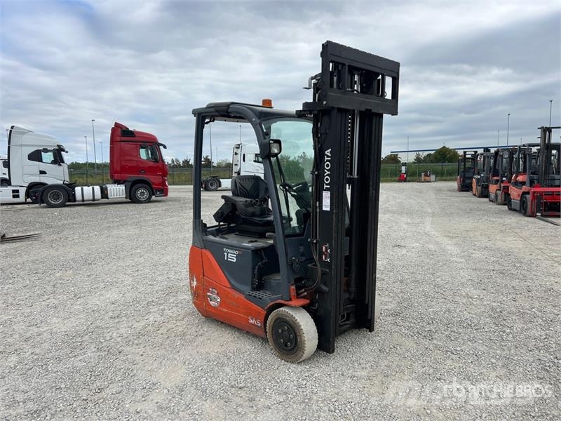 Toyota 8FBET15 1500 kg Electric Forklift Električni viličarji