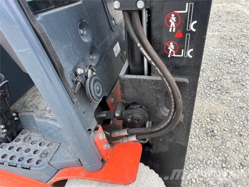 Toyota 8FBET15 1500 kg Electric Forklift Električni viličarji