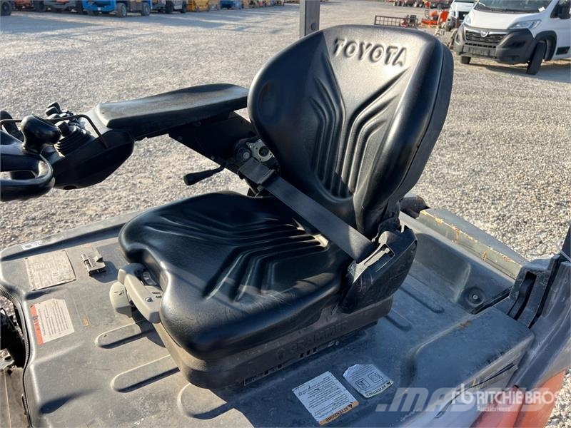 Toyota 8FBET16 1600 kg Electric Forklift Elektritõstukid
