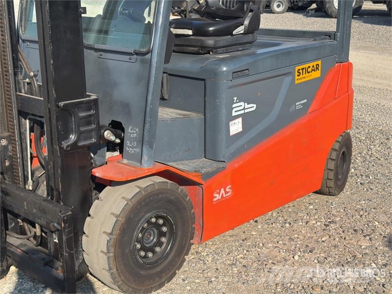 Toyota 8FBMT25 2500 kg Electric Forklift Elektrikli forkliftler