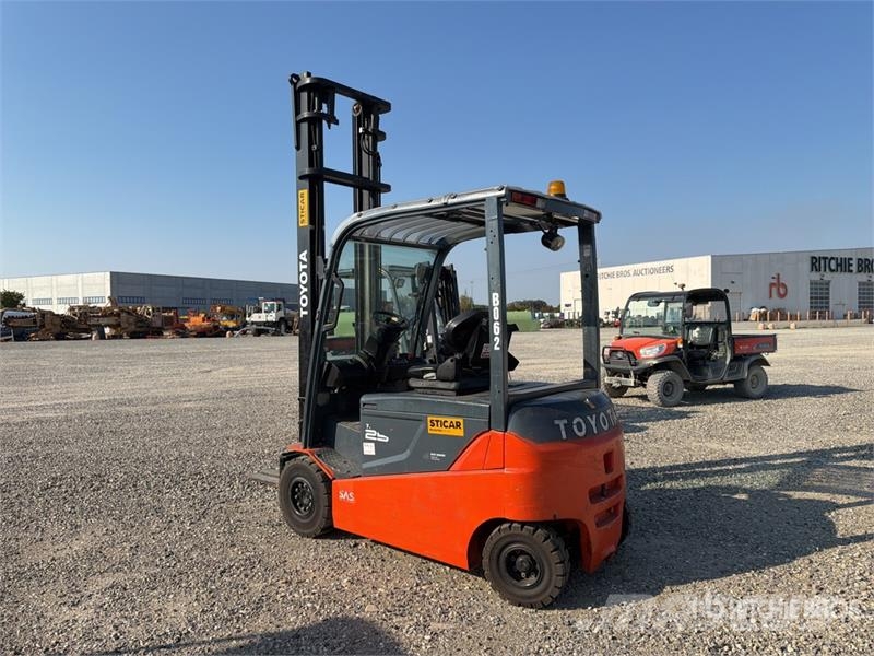Toyota 8FBMT25 2500 kg Electric Forklift Elektrikli forkliftler