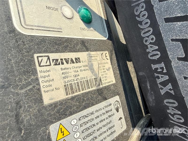 Toyota 8FBMT30 3000 kg Electric Forklift Електрически вилични кари-повдигачи