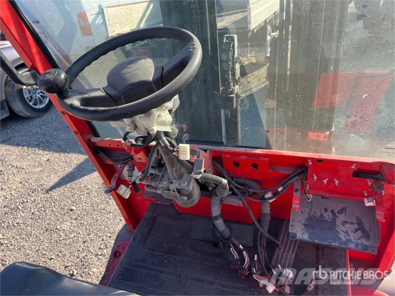 Toyota 8FBMT30 3000 kg Electric Forklift (Inoperable) Carrelli elevatori elettrici