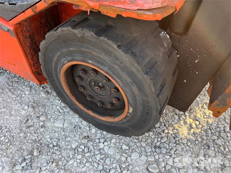 Toyota 8FBMT35 3500 kg Electric Forklift (Inoperable) Elektrostapler
