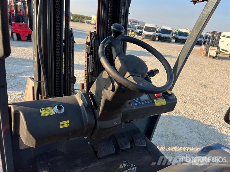 Toyota 8FBMT35 3500 kg Electric Forklift (Inoperable) Elektrostapler