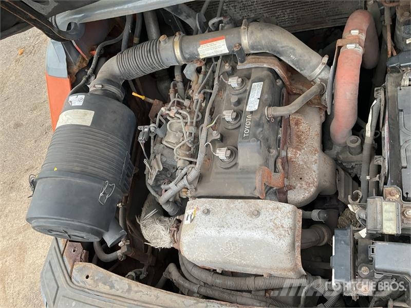Toyota 8FD600 6000 kg Forklift شاحنات ذات رافعات شوكية - أخرى
