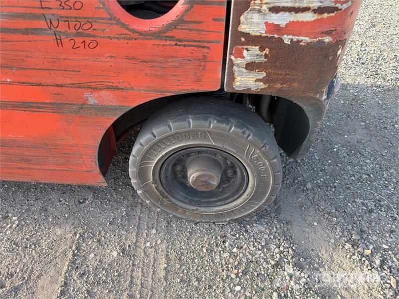 Toyota 8FGF15 1350 kg Chariot Elevateur Forklift (Inopera Montacargas - otros