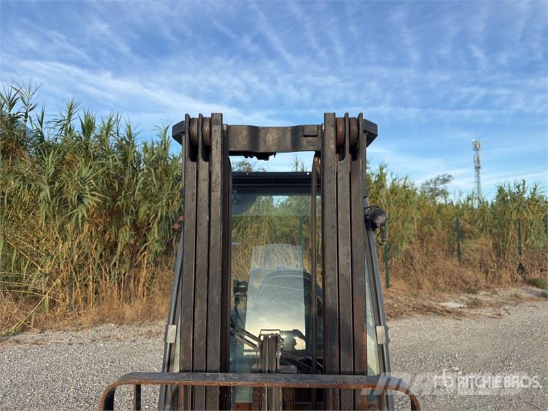Toyota 8FGF15 1350 kg Chariot Elevateur Forklift (Inopera Montacargas - otros