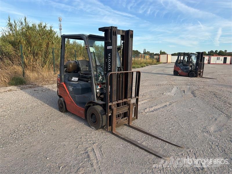Toyota 8FGF15 1350 kg Chariot Elevateur Forklift (Inopera Montacargas - otros