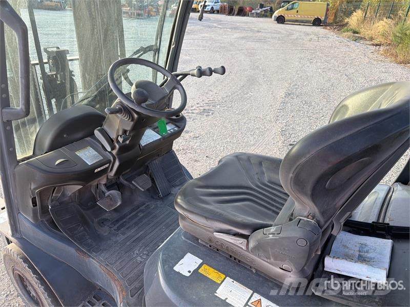 Toyota 8FGF15 1350 kg Chariot Elevateur Forklift (Inopera Montacargas - otros