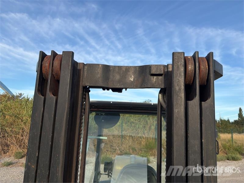 Toyota 8FGF15 1500 kg Chariot Elevateur Forklift (Inopera Montacargas - otros