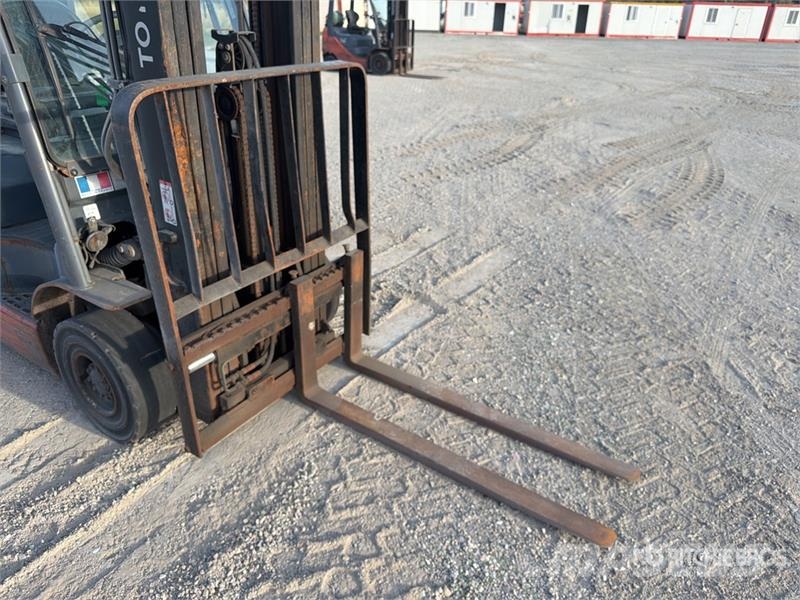 Toyota 8FGF15 1500 kg Chariot Elevateur Forklift (Inopera Montacargas - otros