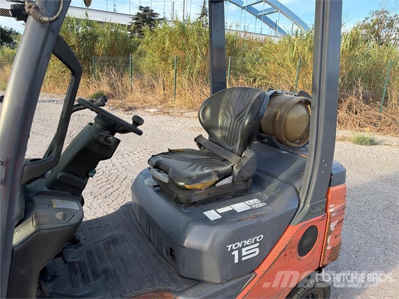 Toyota 8FGF15 1500 kg Chariot Elevateur Forklift (Inopera Montacargas - otros