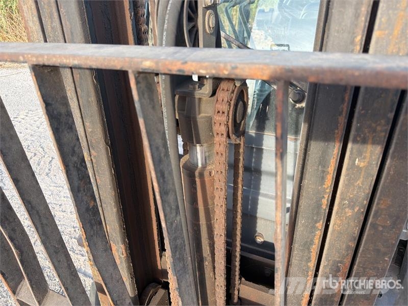 Toyota 8FGF15 1500 kg Chariot Elevateur Forklift (Inopera Montacargas - otros