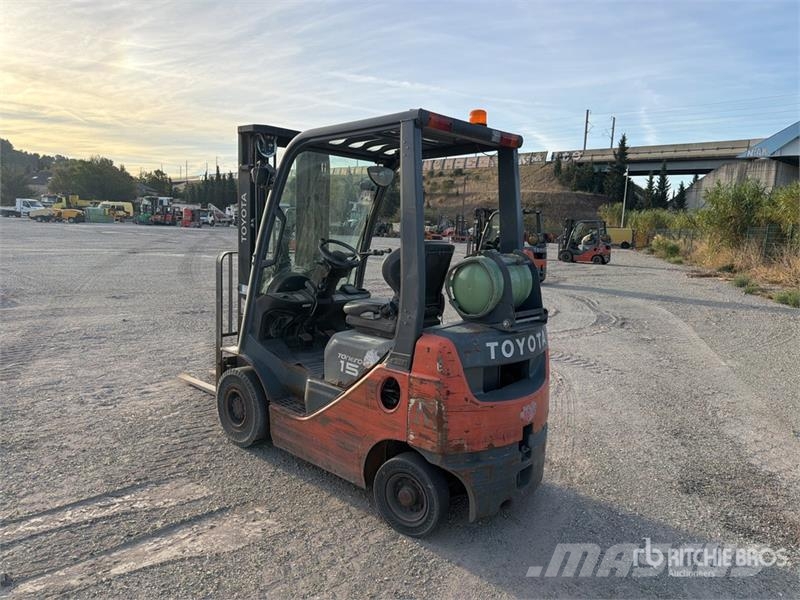 Toyota 8FGF15 1500 kg Chariot Elevateur Forklift Montacargas - otros