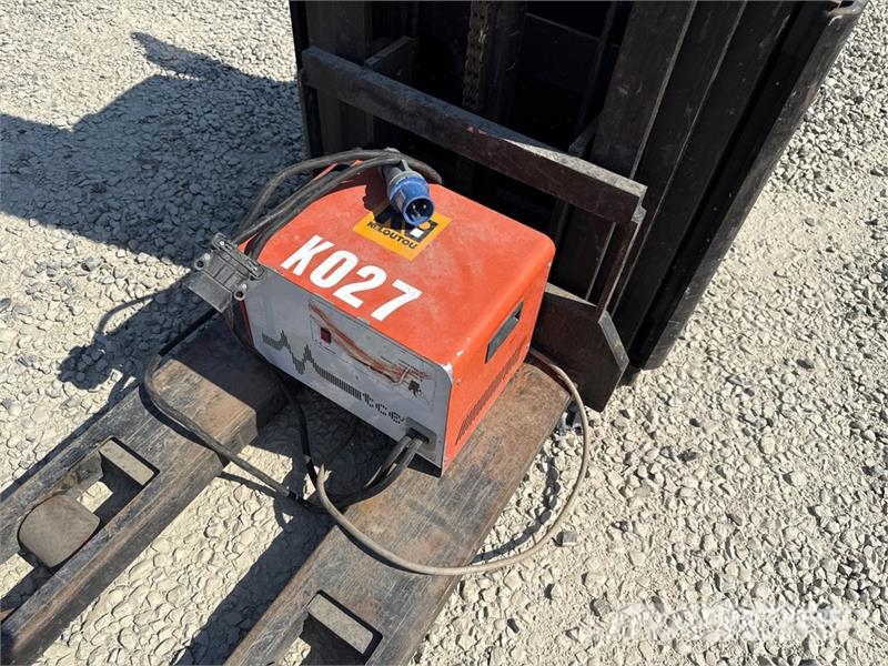 Toyota 8SM12 1200 kg Electric Stacker Zelfrijdende stapelaars