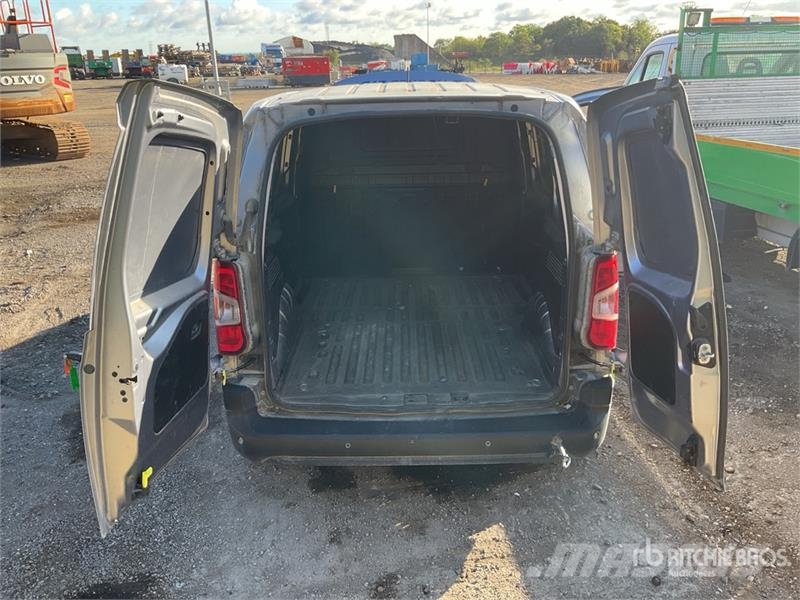Toyota Cargo Van (Inoperable) Κλούβες με συρόμενες πόρτες