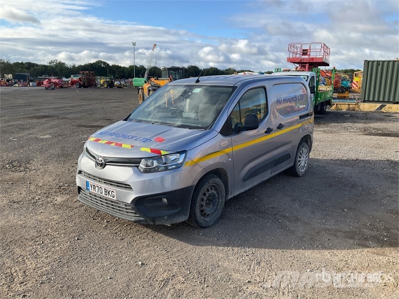 Toyota Cargo Van (Inoperable) Κλούβες με συρόμενες πόρτες