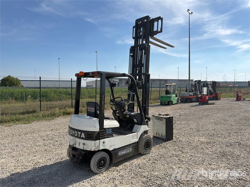 Toyota FB18 1800 kg Electric Forklift Electric forklifts