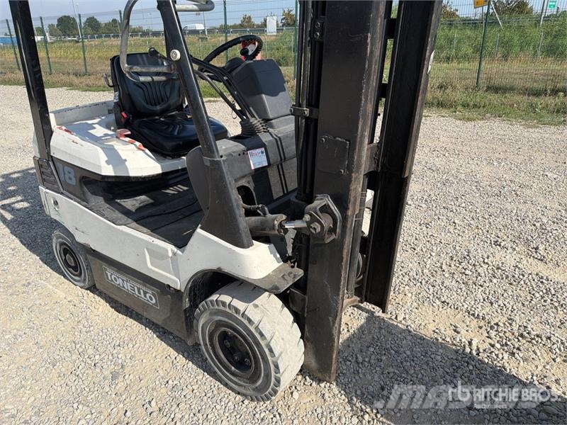 Toyota FB18 1800 kg Electric Forklift Electric forklifts