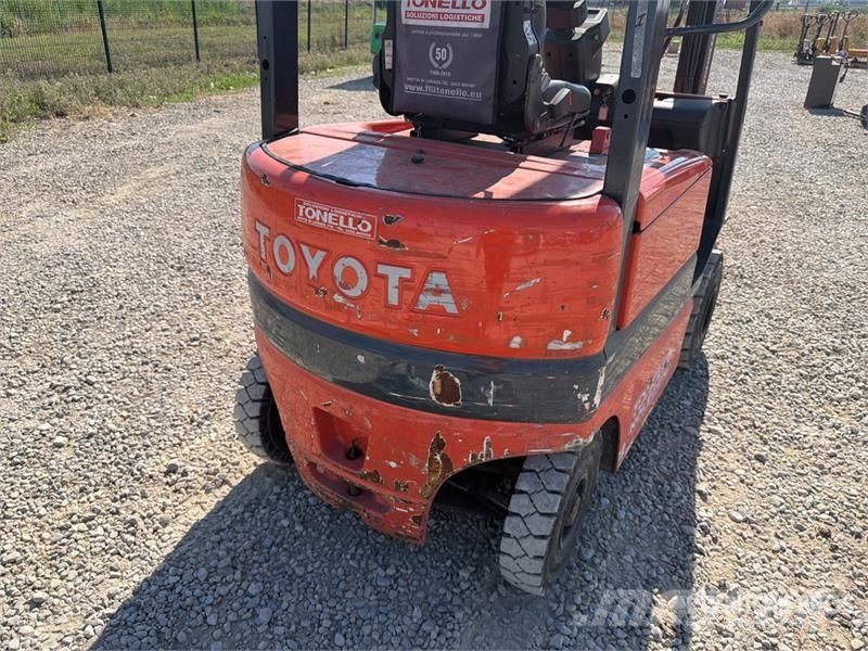 Toyota FBMF16 1600 kg Electric Forklift Electric forklifts