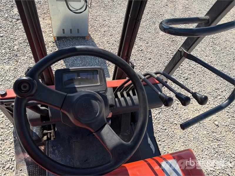 Toyota FBMF16 1600 kg Electric Forklift Electric forklifts