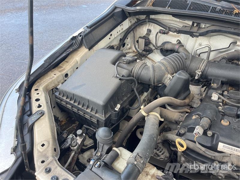 Toyota Fortuner 4WD SUV Avtomobili