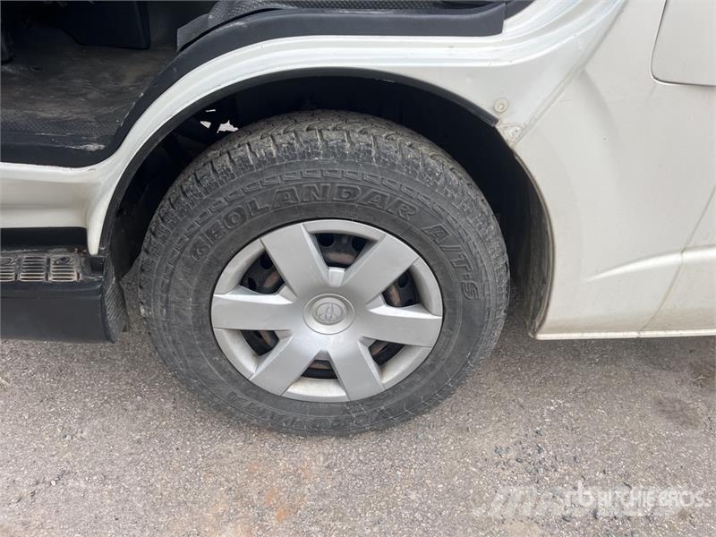 Toyota Hiace 2WD SUV Personbilar