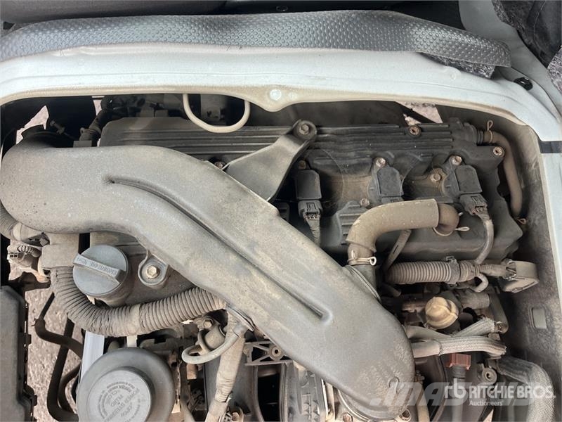 Toyota Hiace 2WD SUV Personbilar