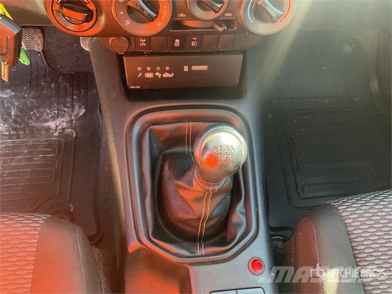 Toyota Hilux Andre varebiler