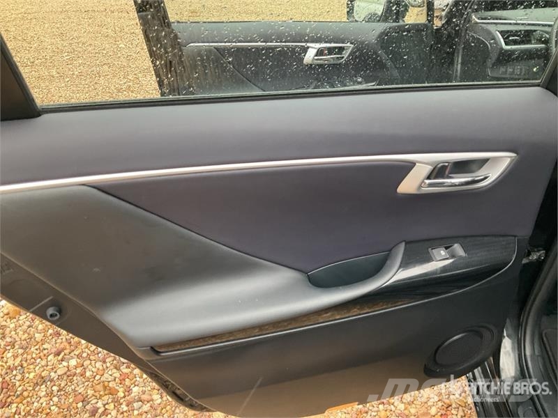 Toyota Mirai H2 Gas Automobile 자동차