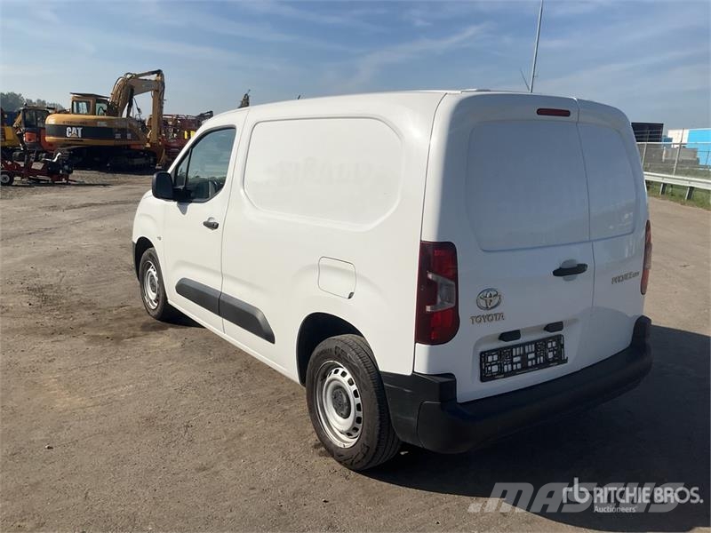 Toyota Proace 1.5 D Cargo Van Dostavna vozila / kombiji