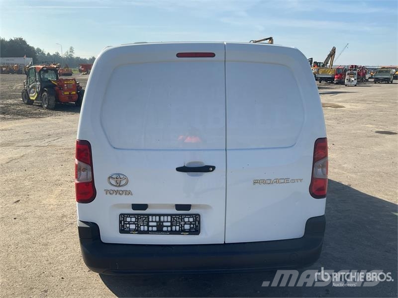 Toyota Proace 1.5 D Cargo Van Dostavna vozila / kombiji