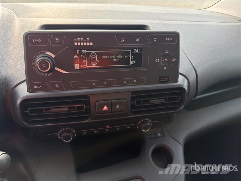 Toyota Proace 1.5D Cargo Van Panel vans