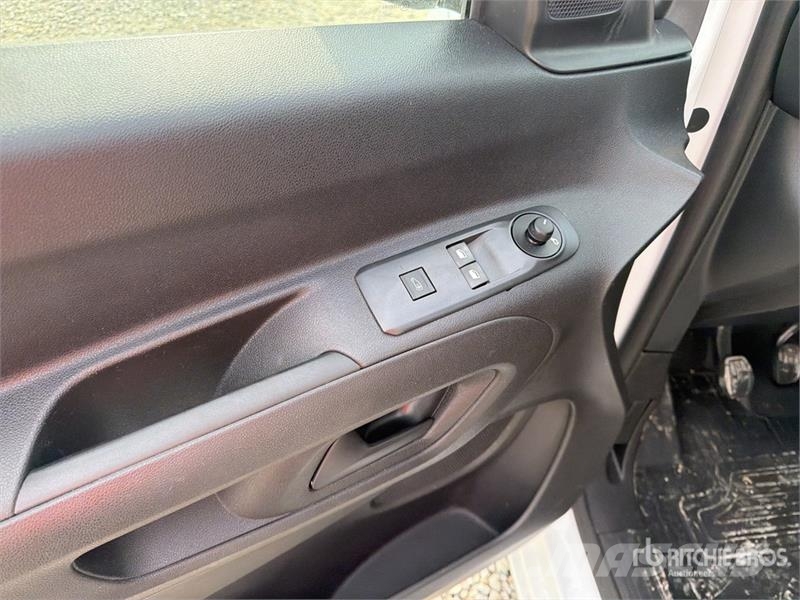Toyota Proace 1.5D Cargo Van Panel vans