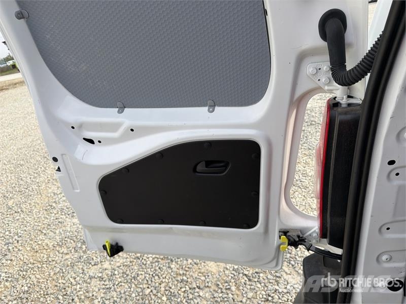 Toyota Proace 1.5D Cargo Van Panel vans
