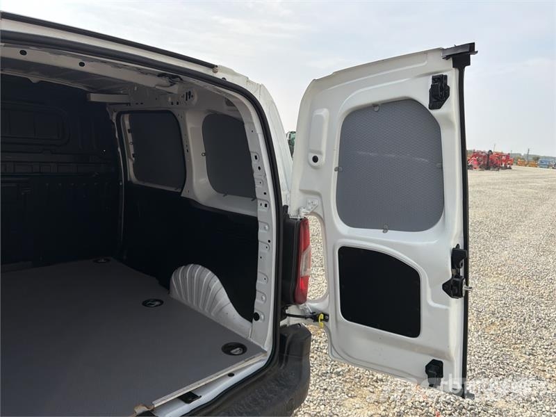 Toyota Proace 1.5D Cargo Van Panel vans