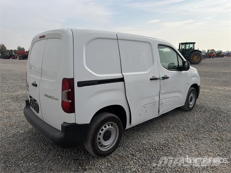 Toyota Proace 1.5D Cargo Van Panel vans