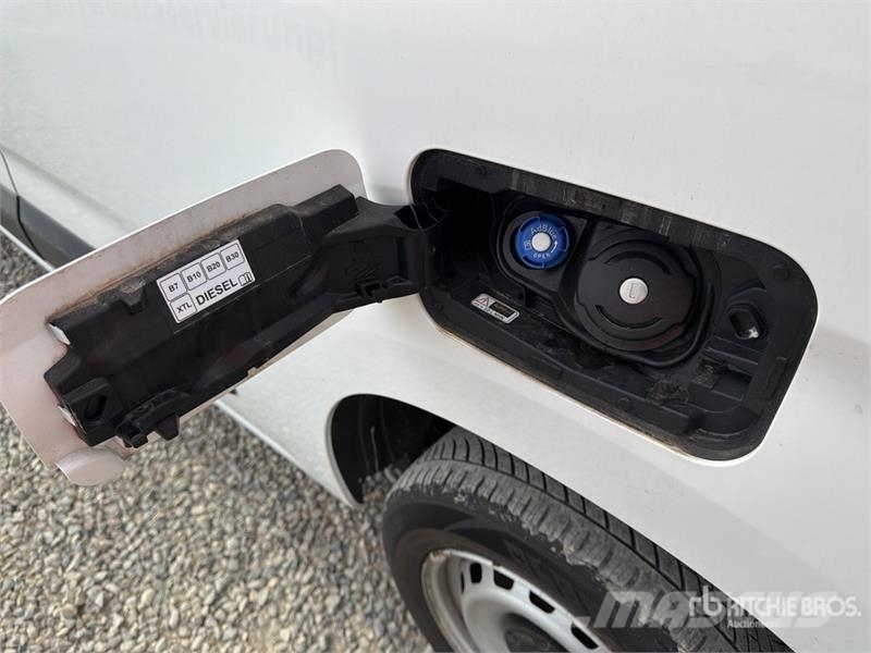 Toyota Proace 1.5D Cargo Van Panel vans