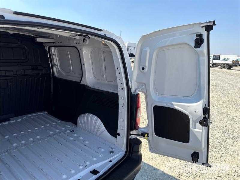 Toyota Proace CITY 1.5D 100CV S&S MT L2 S ACTIVE Van Truc Box body trucks